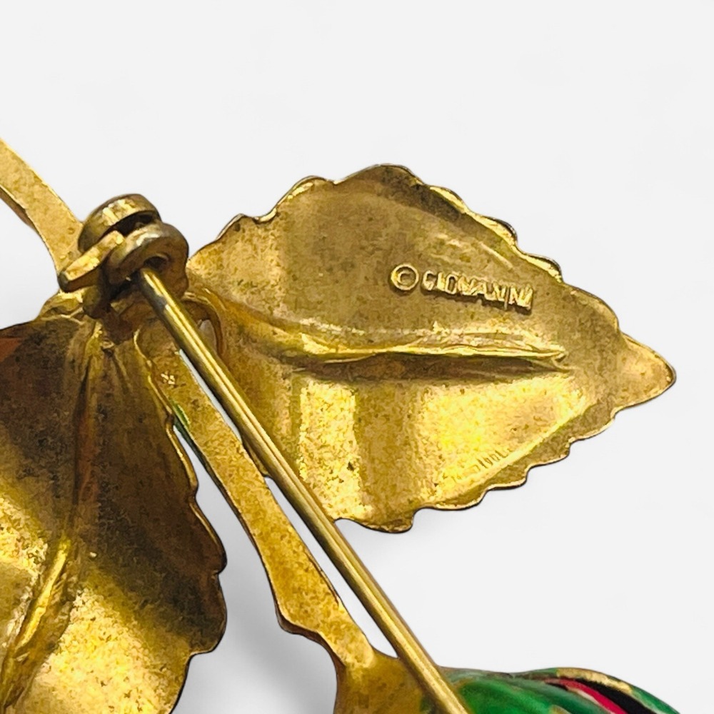 Lot Of 5 Gold Tone Pin Brooch Lapel Frog Rose Wishing Well Cross Pearl Ring - Picture 3 of 6